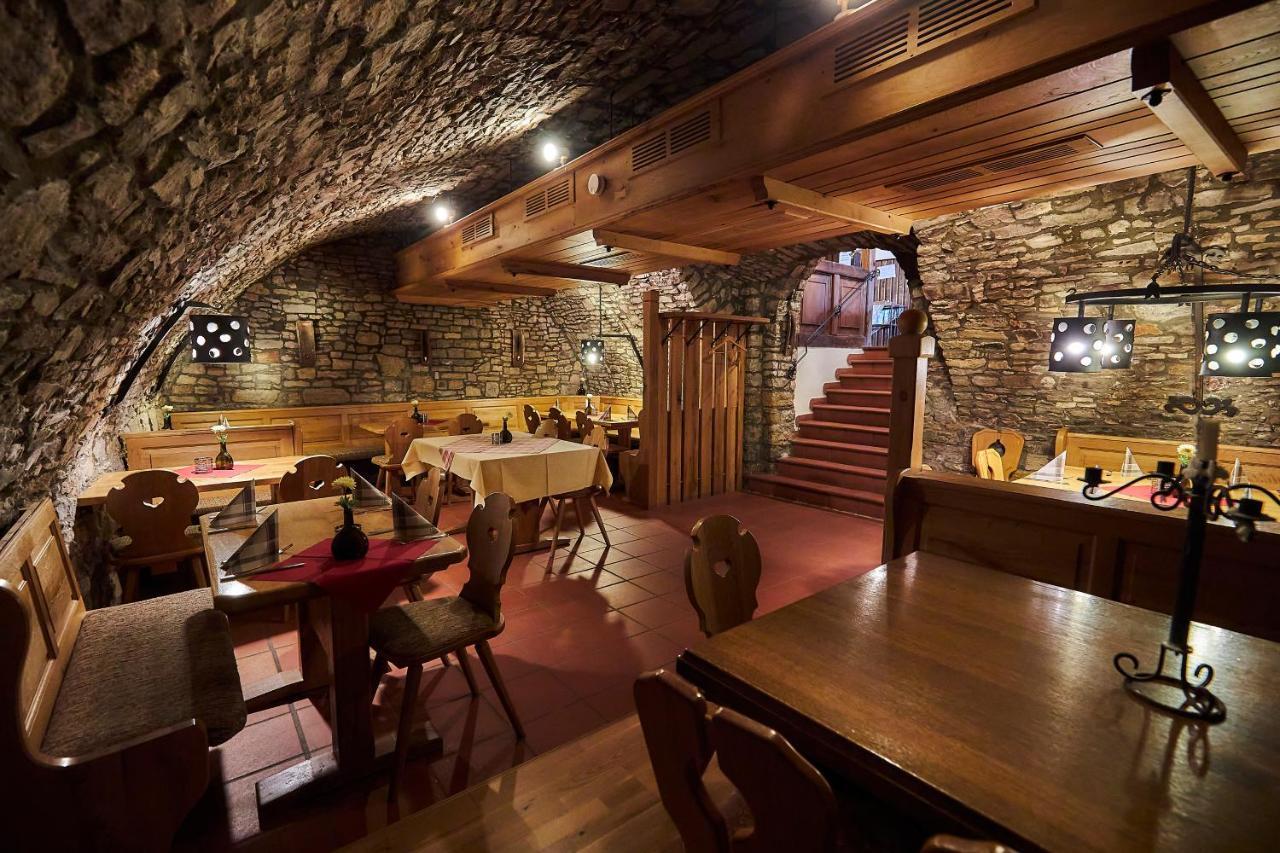 Flair-Hotel Zum Benediktiner Schwarzach am Main Ngoại thất bức ảnh