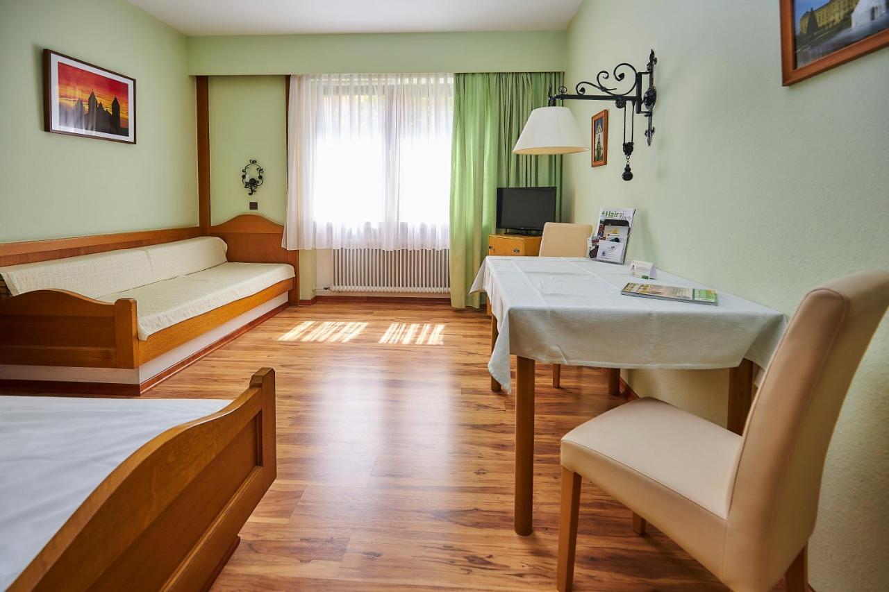 Flair-Hotel Zum Benediktiner Schwarzach am Main Ngoại thất bức ảnh