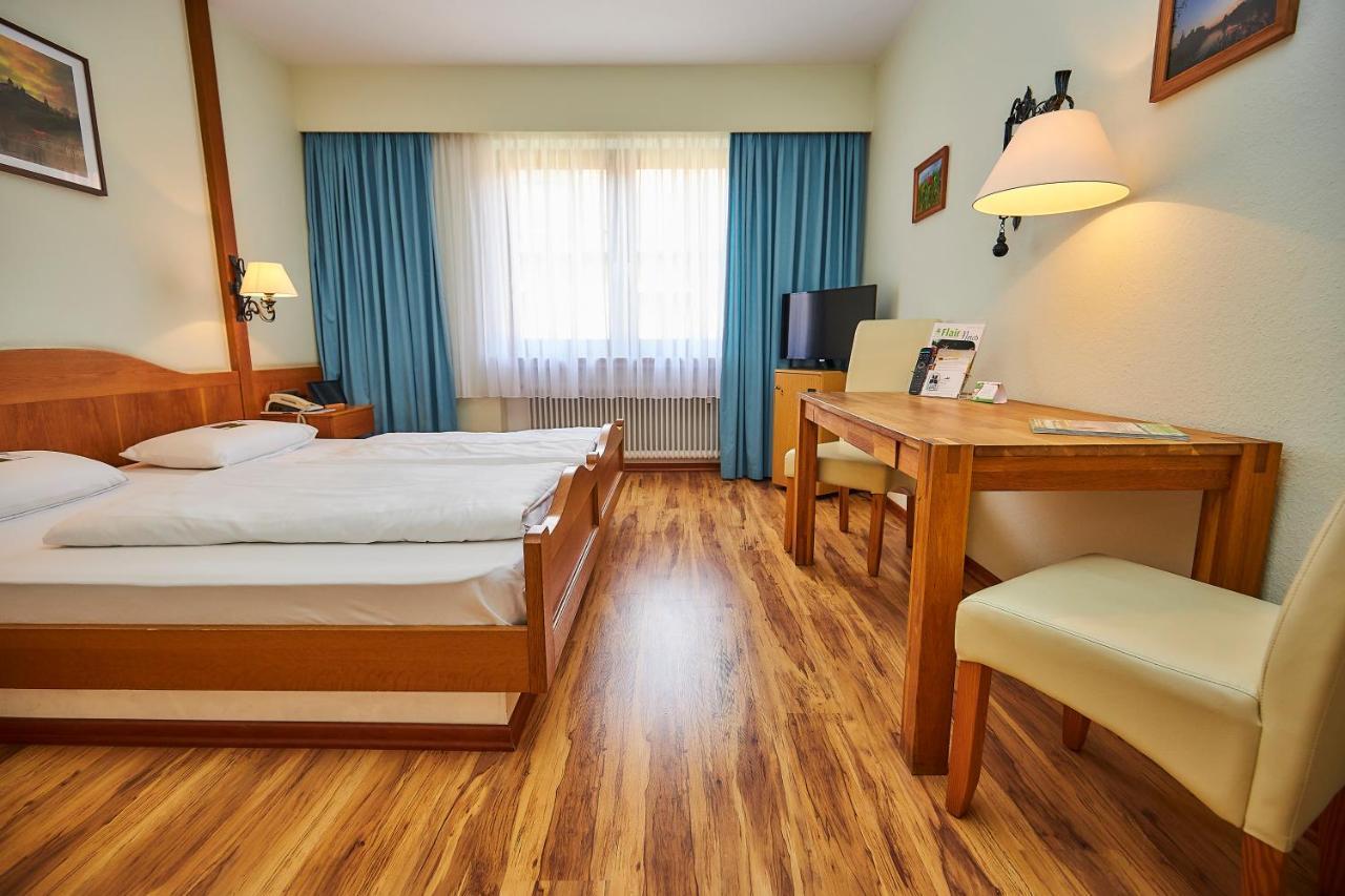 Flair-Hotel Zum Benediktiner Schwarzach am Main Ngoại thất bức ảnh