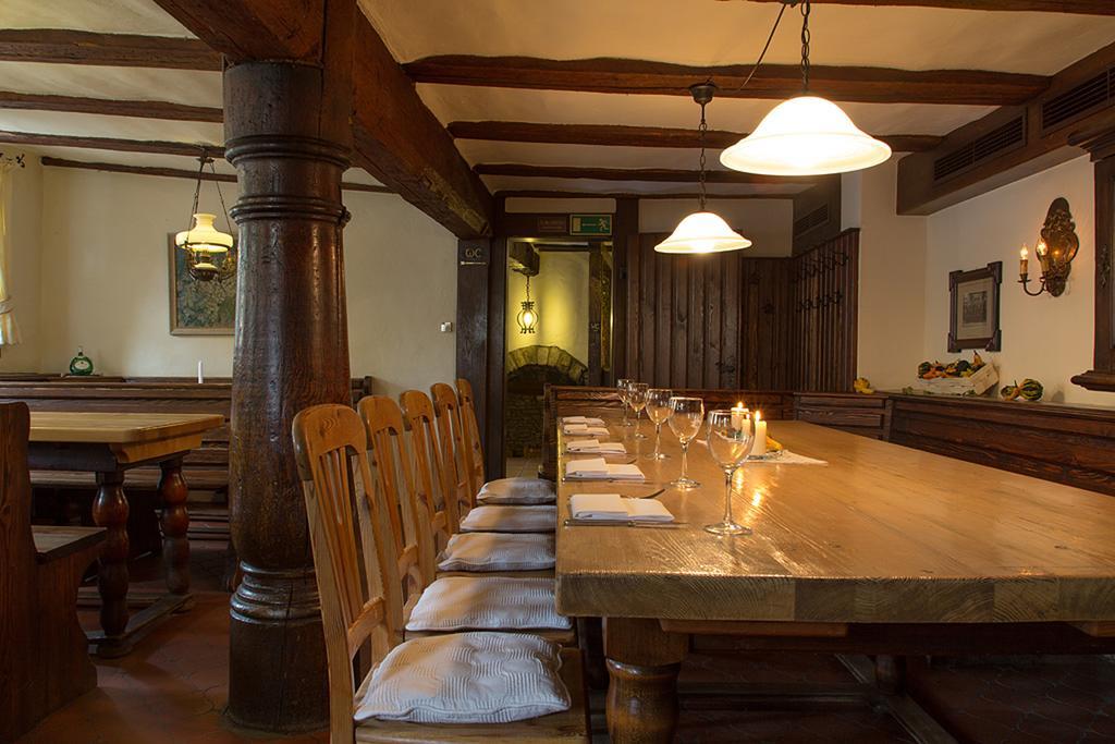 Flair-Hotel Zum Benediktiner Schwarzach am Main Ngoại thất bức ảnh
